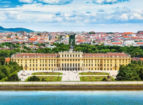 Komfortný pobyt pre 1 alebo 2 osoby v Star Inn Hotel Wien Schönbrunn***, dieťa do 12 rokov zdarma.