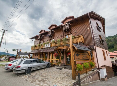 Penzión pri Trojičke - Očarujúce horské prostredie a pohodlný prístup k nekonečným dobrodružstvám na teba čaká v penzióne priamo v srdci Oščadnice