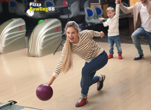 Banská Bystrica: Prenájom bowlingovej dráhy a k tomu pizza GRÁTIS. Dokonalé spojenie hry a jedla.