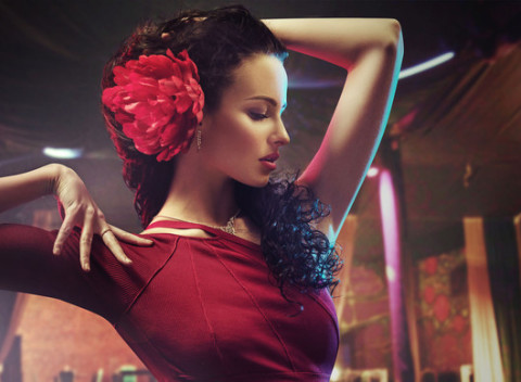 Kurz kubánskej salsy pre začiatočníkov počas 8 týždňov. Naučte sa tento sexi tanec krok po kroku.