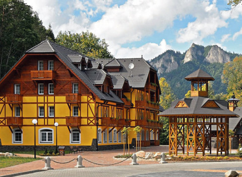 Jeseň v pieninských Kúpeľoch Červený Kláštor s polpenziou a príjemnými procedúrami.