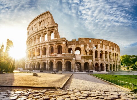 Letný pobyt v Ríme neďaleko Kolosea a ďalších slávnych pamiatok v Hoteli Santa Maria Inn s ľahkým raňajkami