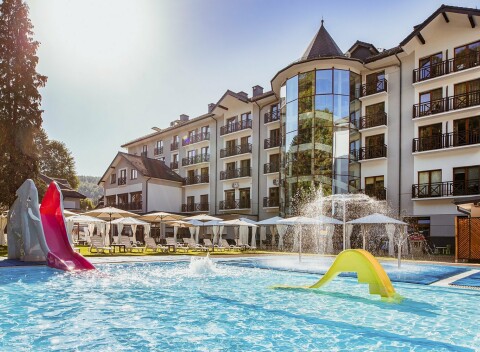 Kudowa-Zdrój: Hotel Verde Montana Wellness & Spa **** s raňajkami alebo polpenziou a neobmedzeným wellness