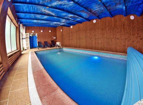 Južná Morava v penzióne Grasel s privátnym vstupom do bazéna so slanou vodou, vírivkou a polpenziou.