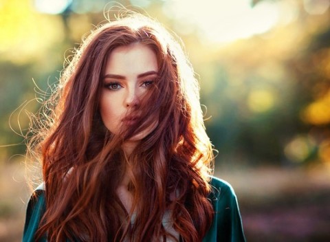 Balíček procedúr pre svieži nový účes: Strih, melír a ošetrenie vlasov ultrazvukovou žehličkou.