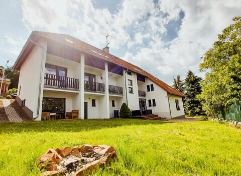 Kúpele Luhačovice: Hotel Vincent *** s raňajkami, privátnou infrasaunou a vstupom na plaváreň + kolobežky