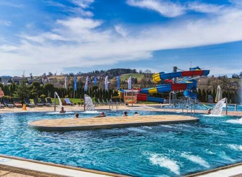 Termy Szaflary – vstup do termálnych kúpeľov s unikátnou vodou len 30 minút od hraníc