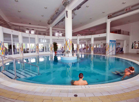 Unikátna smaragdová Tapolca neďaleko Balatonu v penzióne s welcome drinkom a polpenziou.