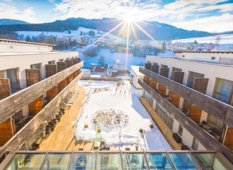 Rakúsko v Naturparkhoteli Lambrechterhof **** s wellness, polpenziou a výhodami.