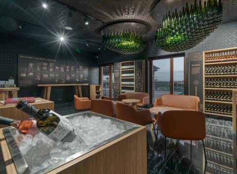 Južná Morava: Velké Bílovice v Rodinnom vinařství Skoupil s raňajkami + drink a požičanie bicyklov/kolobežiek