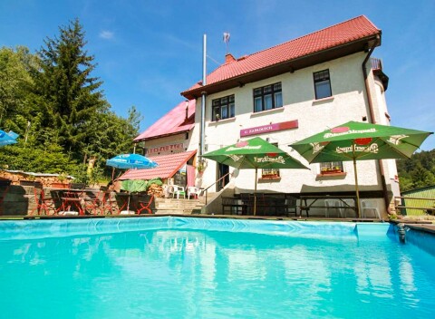 Krkonoše a Jizerské hory: Penzión Paseky U Zapadlých vlastenců + polopenzia, vonkajší bazén a detské ihrisko