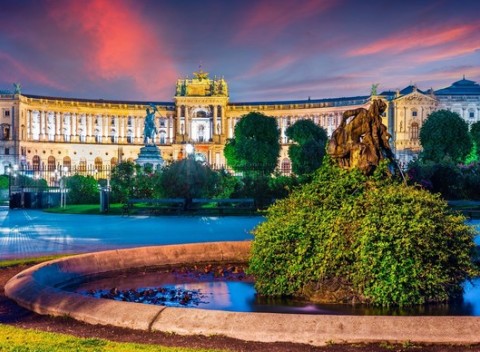 Vzrušujúca Viedeň s ubytovaním v hoteli Klimt***, zľavou do Parndorfu a platnosťou až na 1 rok.