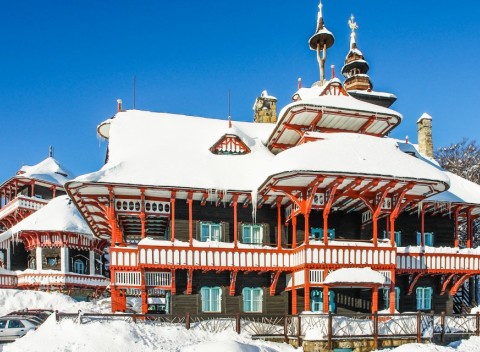 Beskydy pri Pustevnách s polpenziou a fľašou vína v penzióne U Veterána.