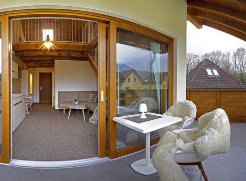 Relax pod Chopkom v horských apartmánoch AHA Jasná s rodinnou atmosférou a privátnou vírivkou.