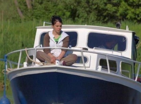 Výborný darček: 3-dňová plavba po Baťovom kanáli na lodi pod Vašim velením.