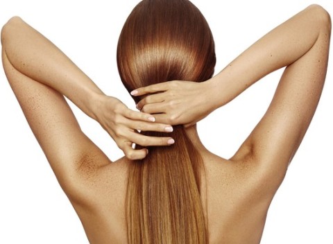 Progresívna aromaterapeutická kúra - komplexne ošetrenie vlasov na posilnenie a rast vlasov.