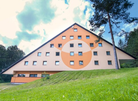 Vysočina: CHKO Žďárské vrchy v Hoteli Svratka *** s raňajkami alebo polpenziou + krytý bazén a bohaté vyžitie