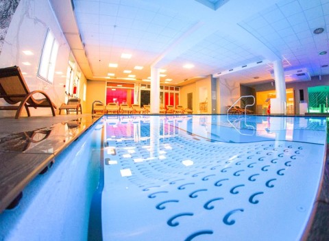 Benátsko: Hotel Formula International **** s polpenziou a neobmedzeným wellness.