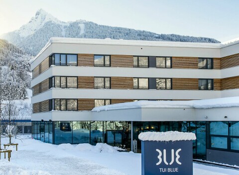 Rakúske Alpy: TUI BLUE Montafon **** vedľa kúpaliska s polpenziou + wellness neobmedzene (4 sauny) a fitness