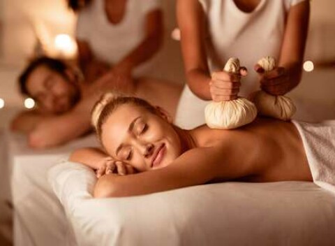 Párové celotelové masáže v centre Rapsodia - Zregenerujte svoje telo aj myseľ a zbavte sa stresu