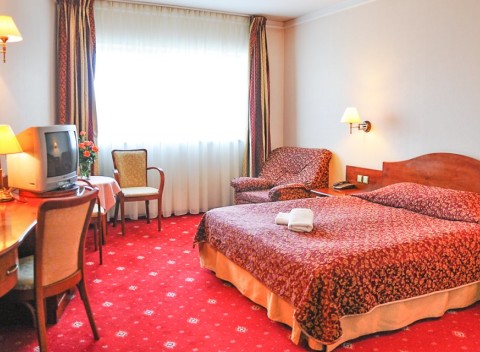 Krakov v Hoteli Sympozjum & SPA **** s polpenziou, saunou a bazénom neobmedzene.