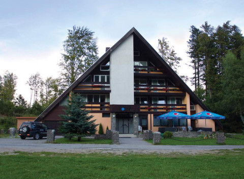 Pobytové balíčky s polpenziou či plnou penziou v Kremnických vrchoch v penzióne Horec.