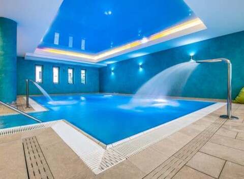 Wellness pobyt v Hoteli Panorama**** v centre Trenčianskych Teplíc s polpenziou a procedúrami