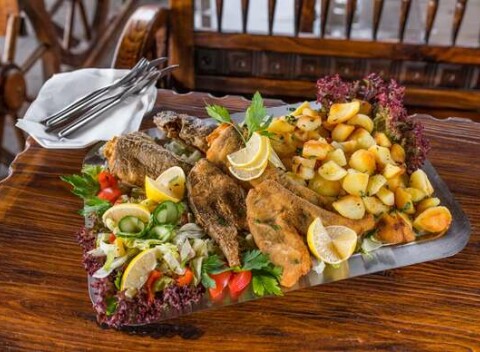 Misa plná rýb v Oáze pri Draždiaku pre 2 až 3 osoby