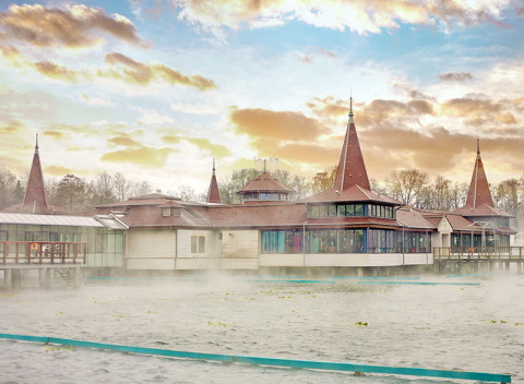 Hévíz v 3* hoteli s neobmedzeným wellness, vstupom do termálov i polpenziou + balíček zliav.