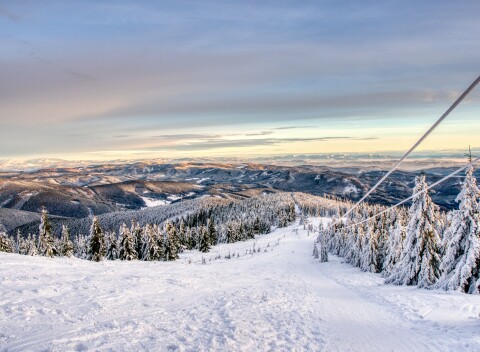 Beskydy 3,4 km od skiareálu: Horní Bečva v Penzióne Staré časy s raňajkami či polpenziou a privátnou vírivkou