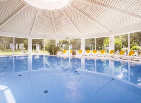 Relax v Nemecku: Švábska Jura v Hoteli Traube Revital **** s raňajkami a wellness centrom + káva, čaj a dezert