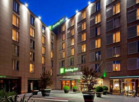 Praha pre náročných: Luxusný Holiday Inn Praha pred bránami Vyšehradu hneď pri stanici metra