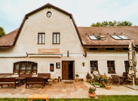 Dovolenka v Krkonošskom národnom parku v Penzióne Vápenka *** s polpenziou, saunou a vírivkou + herňa pre deti