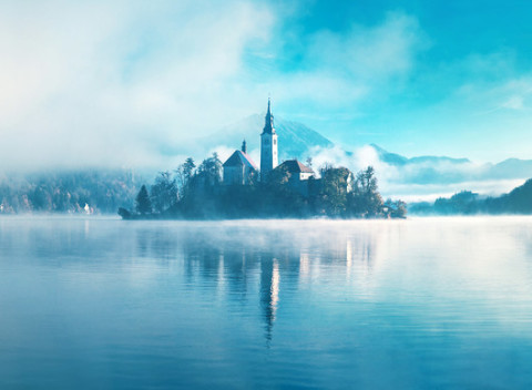 Ľahko prístupný hotel Krek*** v Slovinsku len 5 minút autom od magického jazera Bled.