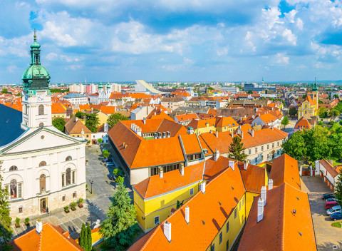 Kúpele Győr v príjemnom penzióne s raňajkami a celodenným vstupom do termálov.