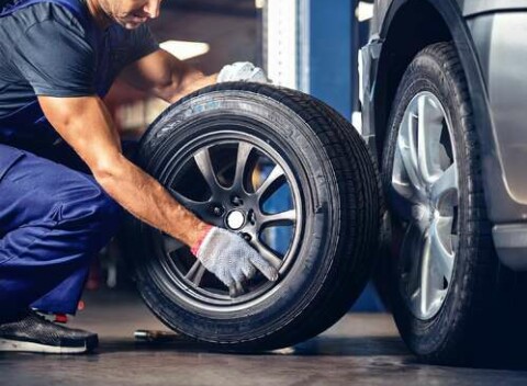 Prezutie pneumatík alebo výmena kolies + vizuálna kontrola podvozku a bŕzd v autoservise na Mlynských nivách