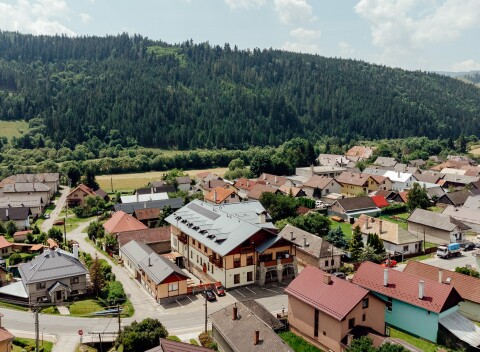 Horehronie: Pobyt v Hoteli Heľpa s polpenziou a wellness (bazén, sauny, soľná jaskyňa) + bowling a aktivity