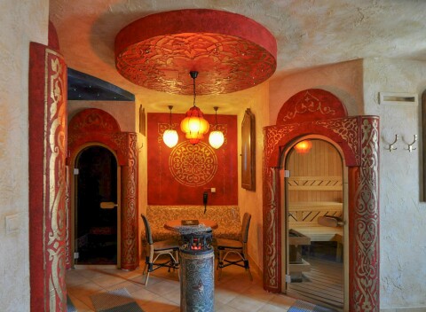 Maďarsko: 4* Hotel Villa Classica s raňajkami/polpenziou a orientálnym wellness + vstup do termálnych kúpeľov