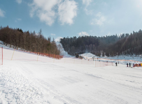Lyžiarsky pobyt v historickom hoteli U Leva*** s polpenziou a skipasmi do Levočskej doliny.