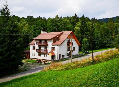 Pohorie Malá Fatra: Pobyt v horskom Penzióne Zázrifka s raňajkami formou bufetu + kávovar a chladnička v izbe