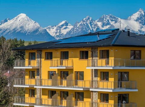 Vrbov pri termálnom kúpalisku a Vysokých Tatrách v Hoteli Galica *** s polpenziou + vstup do Thermal Parku