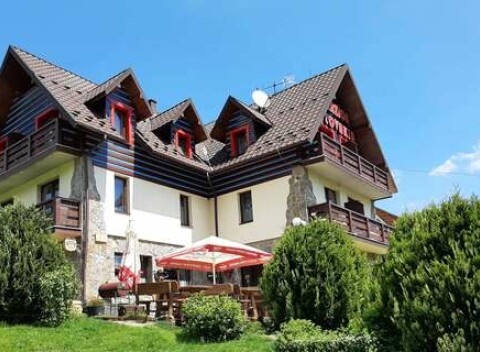 Penzión Slovakia s raňajkami v goralskej obci Ždiar s krásnym výhľadom na Belianske Tatry