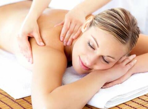 Masáže celého tela v salóne MomSa Nails & Masáž v Ružinove