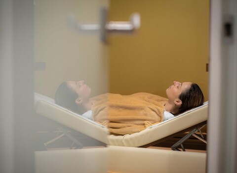 Kúpele Jáchymov: Hotel Astoria *** s polpenziou a vstupom do kúpeľného centra Agricola + masáž a iné aktivity