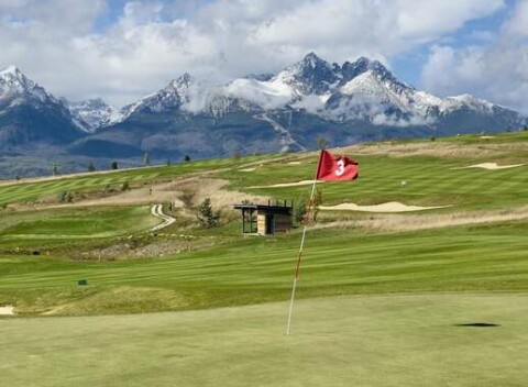 Golfový tréning alebo golfový kurz na získanie HCP (zelenej karty) so skúsenými trénermi