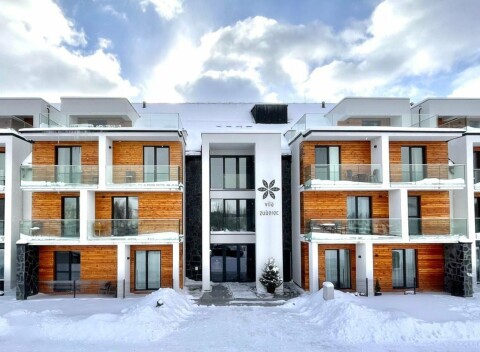 Orava pri zjazdovke a výletných cieľoch: Apartmány Vila Zuberec s detským kútikom a možnosťou wellness