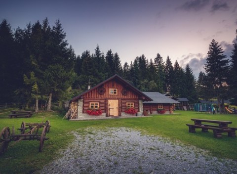 Jar na Orave v penzióne Pribiskô pri rybníku s polpenziou a množstvom aktivít v cene.