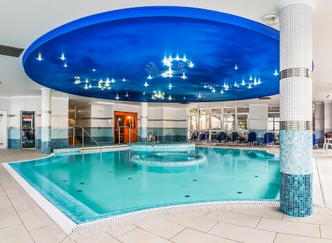 Kúpele Hajdúszoboszló v Hoteli Silver **** s polpenziou a wellness s 3 druhmi sáun, vírivkou + termálne bazény