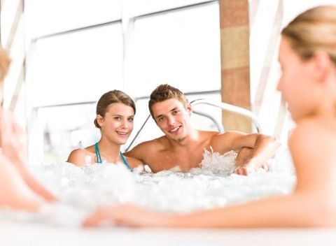 Mariánské Lázně v rodinnom Hoteli Pelikán *** s polpenziou a až 12 procedúrami.