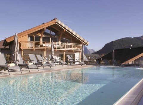 Tirolské Alpy blízko skiareálov: Mountains Hotel Seefeld **** s polpenziou wellness a fitness + zľavová karta